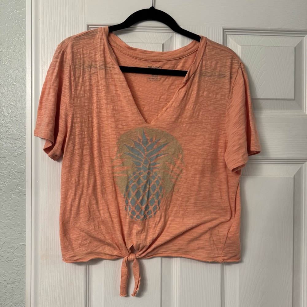 Roxy Coral/Peach & green blue V-Neck Tie-Front Tee with Pineapple Surf Style.